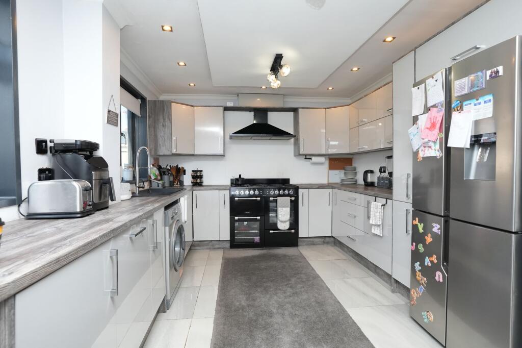 Additional image 10 of Stratford Road, Hall Green, B28