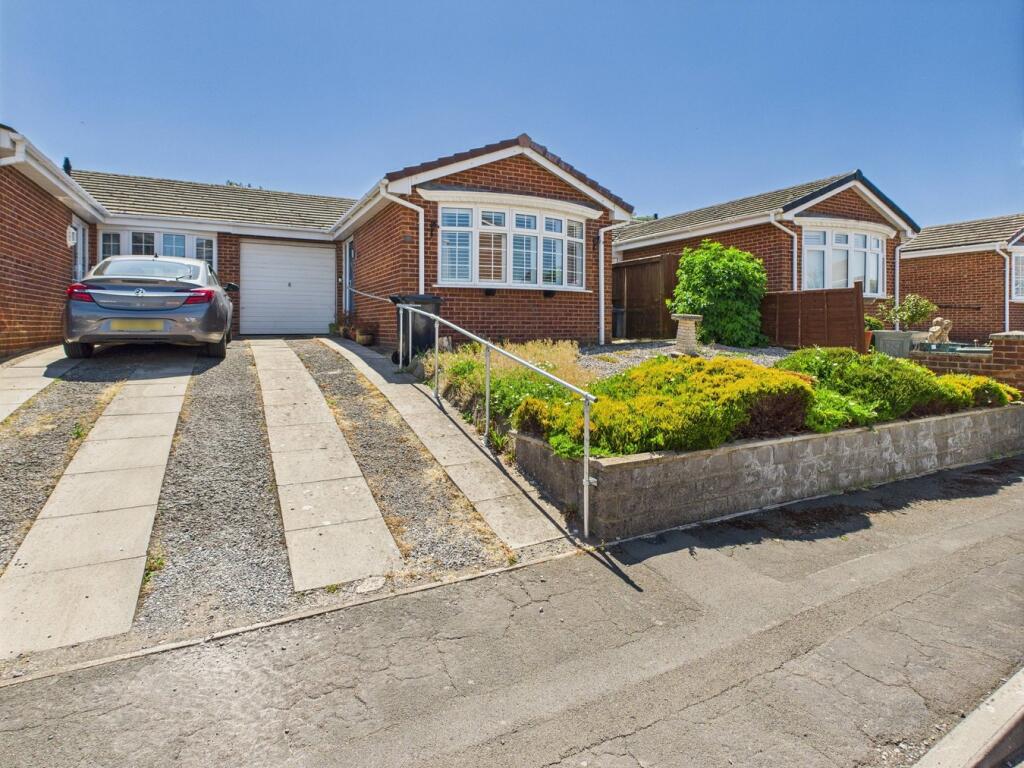 Main image of property: Brent Close, Hutton, Weston-Super-Mare, BS24