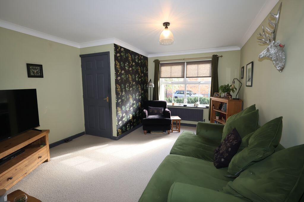 Morton Close, AUCKLAND PARK, Bishop Auckland, COUNTY DURHAM photo 4