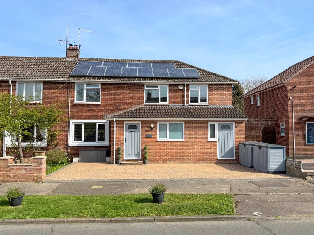 Main image of property: Chaucer Crescent, Newbury, RG14