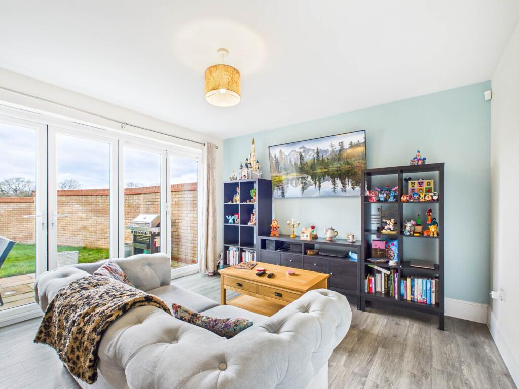 Medlar Street, Weston Turville - View 3