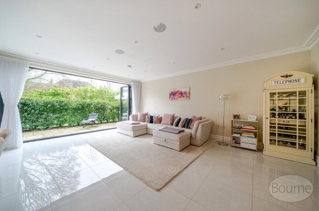 Stoke Road, Cobham, Surrey, KT11 - View 5