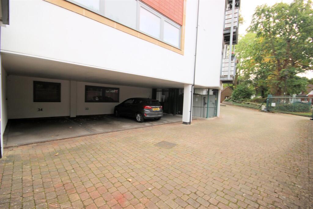 Property photo 11