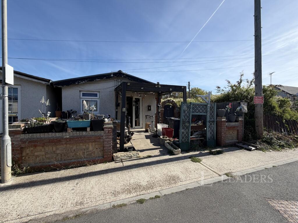 Main image of property: Morris Avenue, Jaywick, Clacton-on-Sea