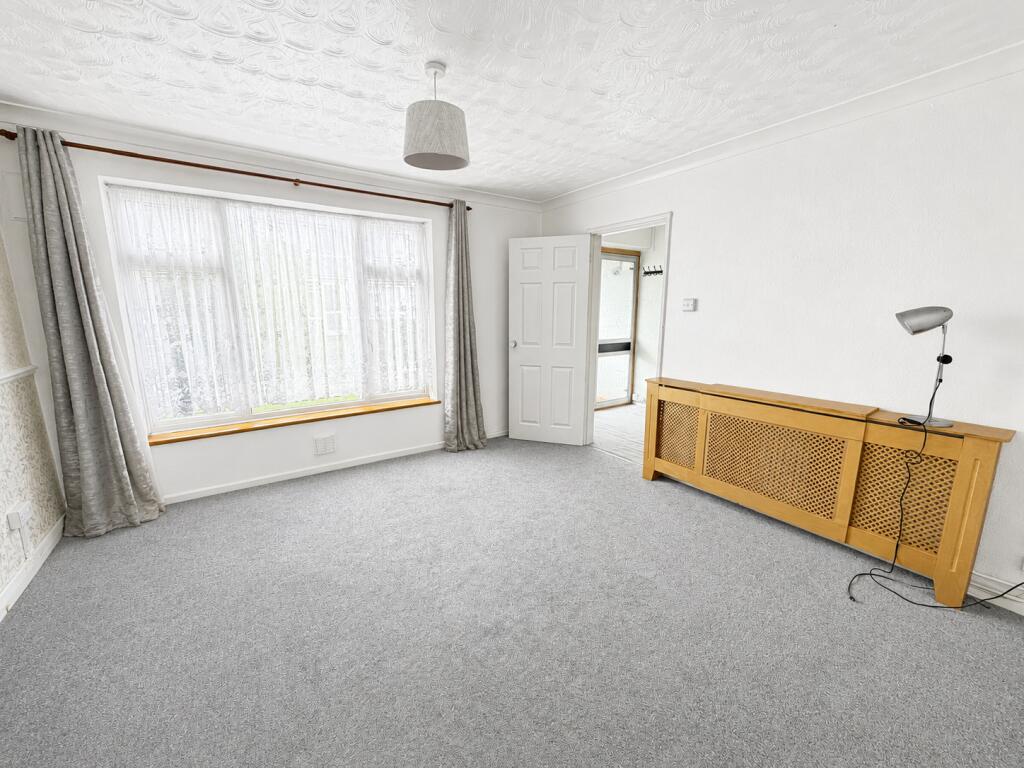 House in Southend-on-Sea - View 4