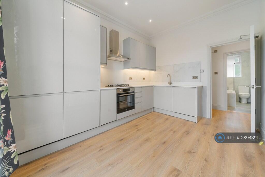 Main image of property: Parkhurst Road, London, N7