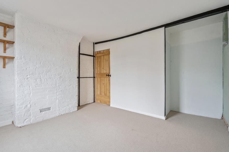 House in Harrow - More