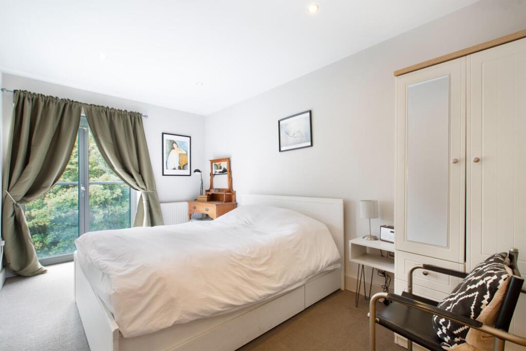 Apartment in London, Denmark Hill, Camberwell - More