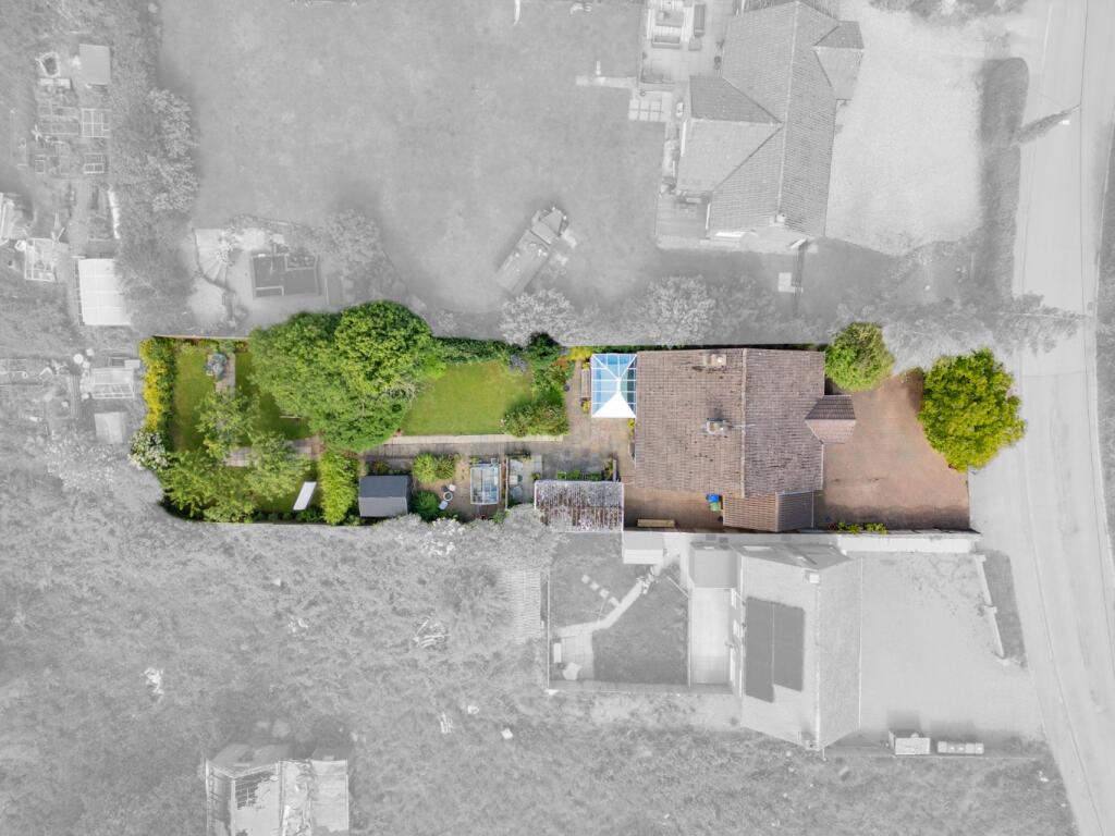 Main image of property: 17 Hinton Road, Woodford Halse, NN11 3TR