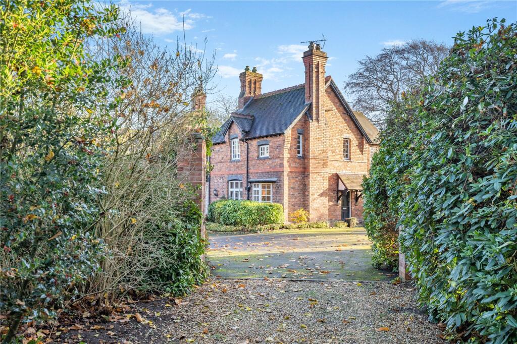 5-bed detached on Lodge Lane, Hatherton, Nantwich, Cheshire, CW5, £900,000