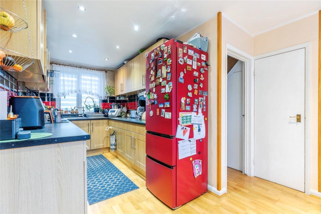 Trevor Close, Blackburn, Lancashire, BB1 - View 6