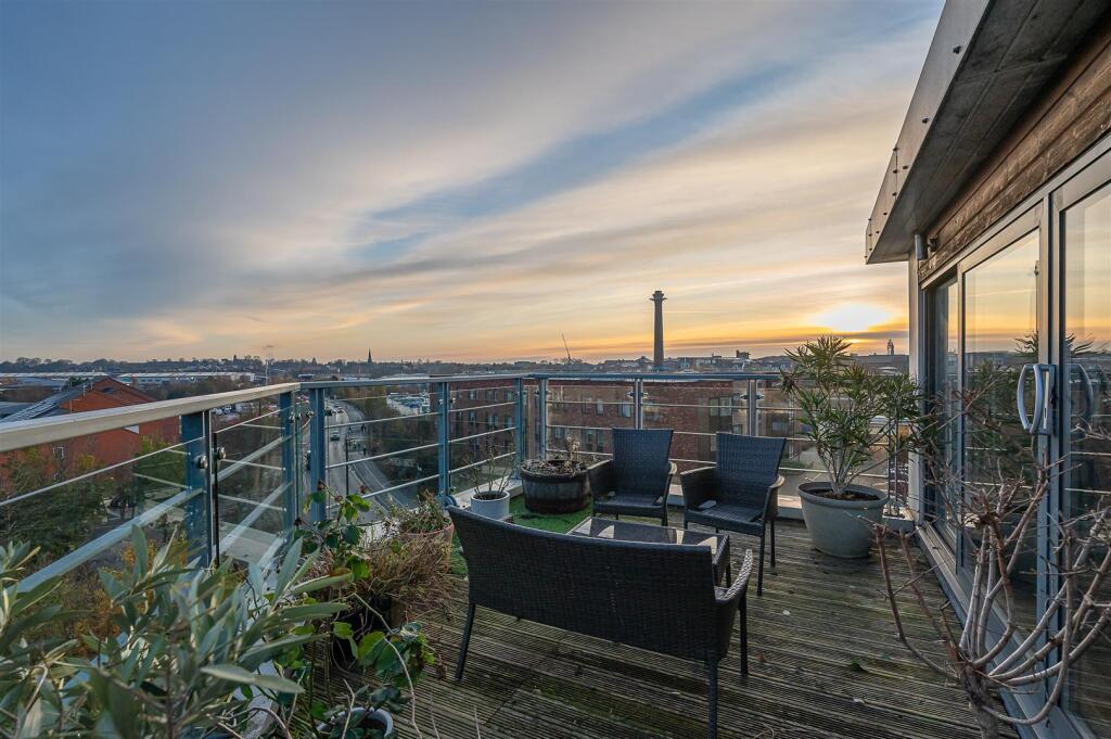Apartment in York - View 5