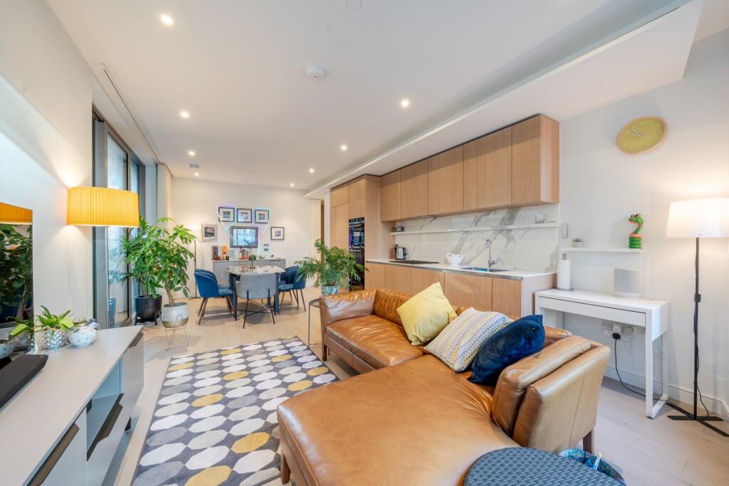 Main image of property: Park Drive London E14