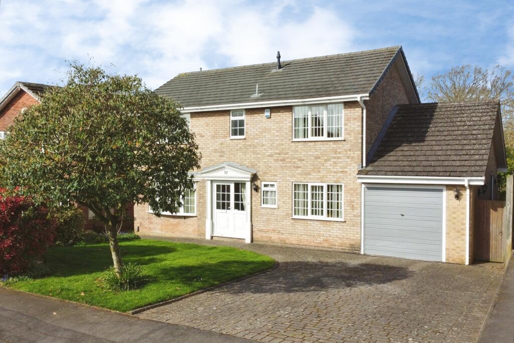 Main image of property: Oakham Grove, Ashby-De-La-Zouch, LE65