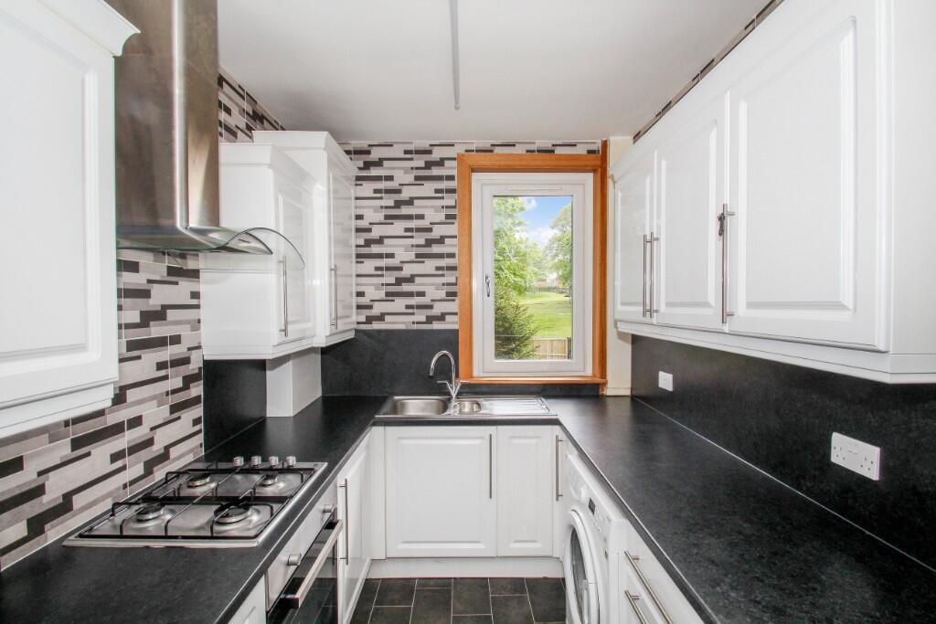 40 Robertson Road, Dunfermline, Fife, KY12 0AS photo 4