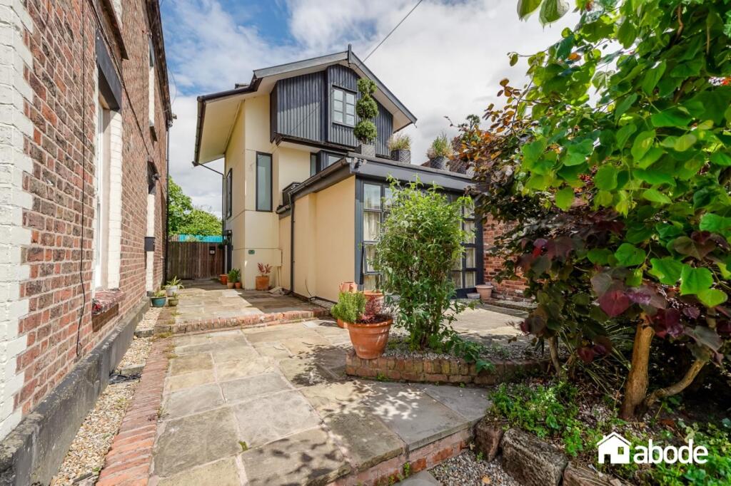 Main image of property: Wellington Fields, Wavertree, Liverpool, L15