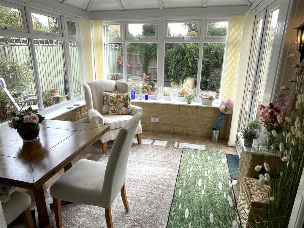 House in Cotswold, Bourton Chase, Bourton-on-the-Water - View 5