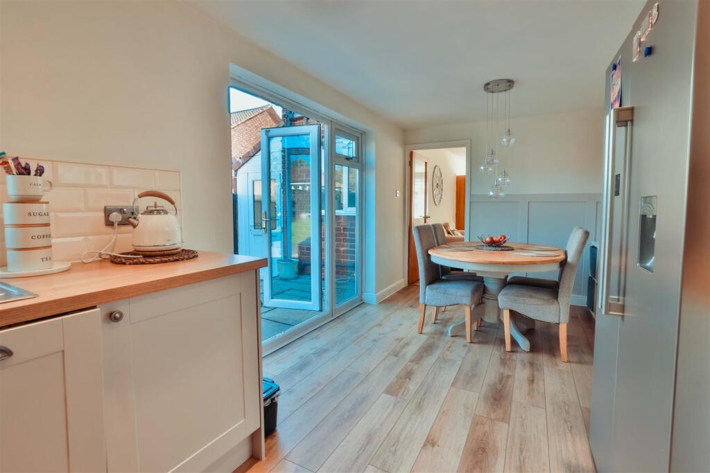House in Dudley - More