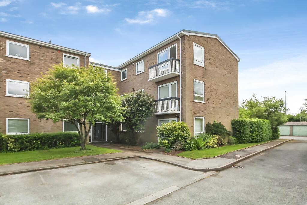 Main image of property: Sanctus Court, Stratford-upon-avon, CV37
