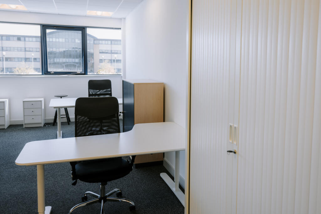500sqft office