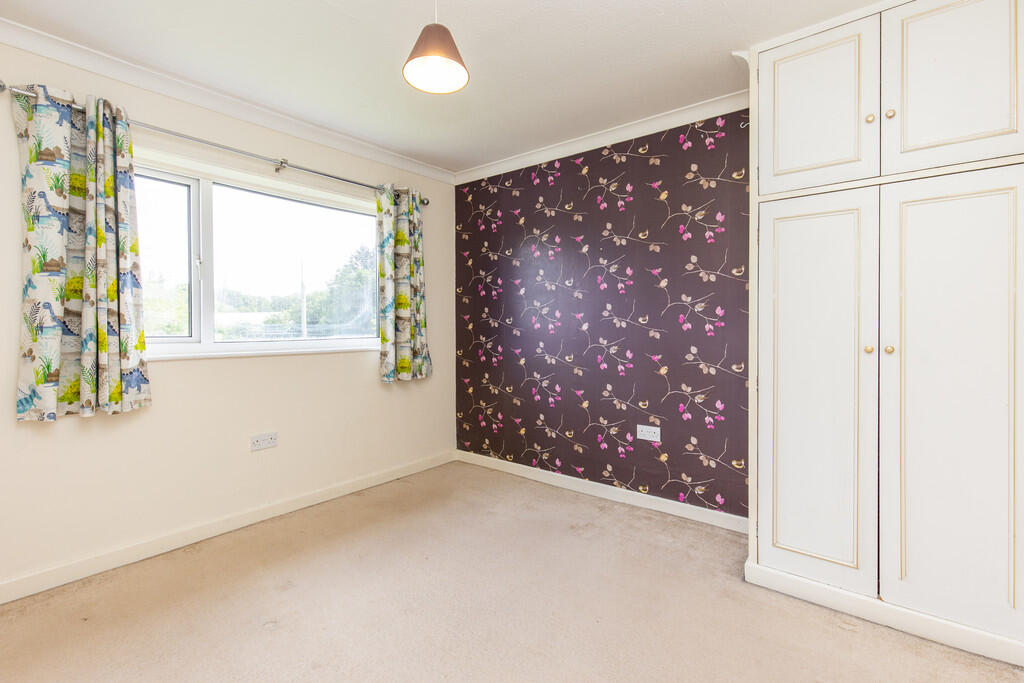 House in South Ribble, Penwortham - More