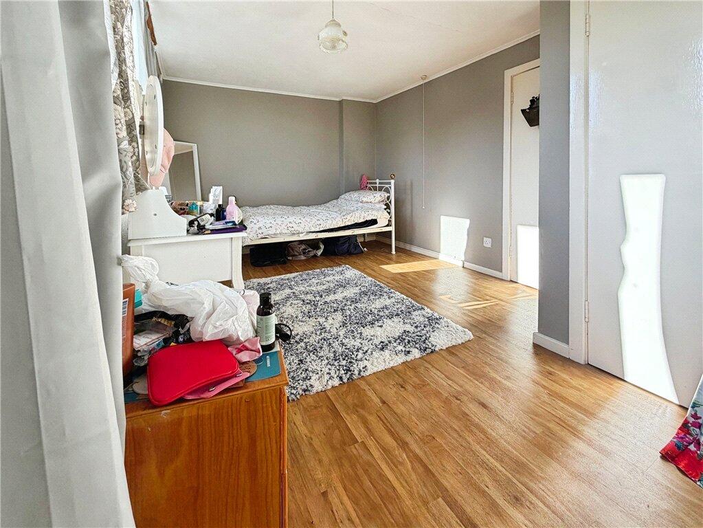 Apartment in Test Valley, Romsey - View 4