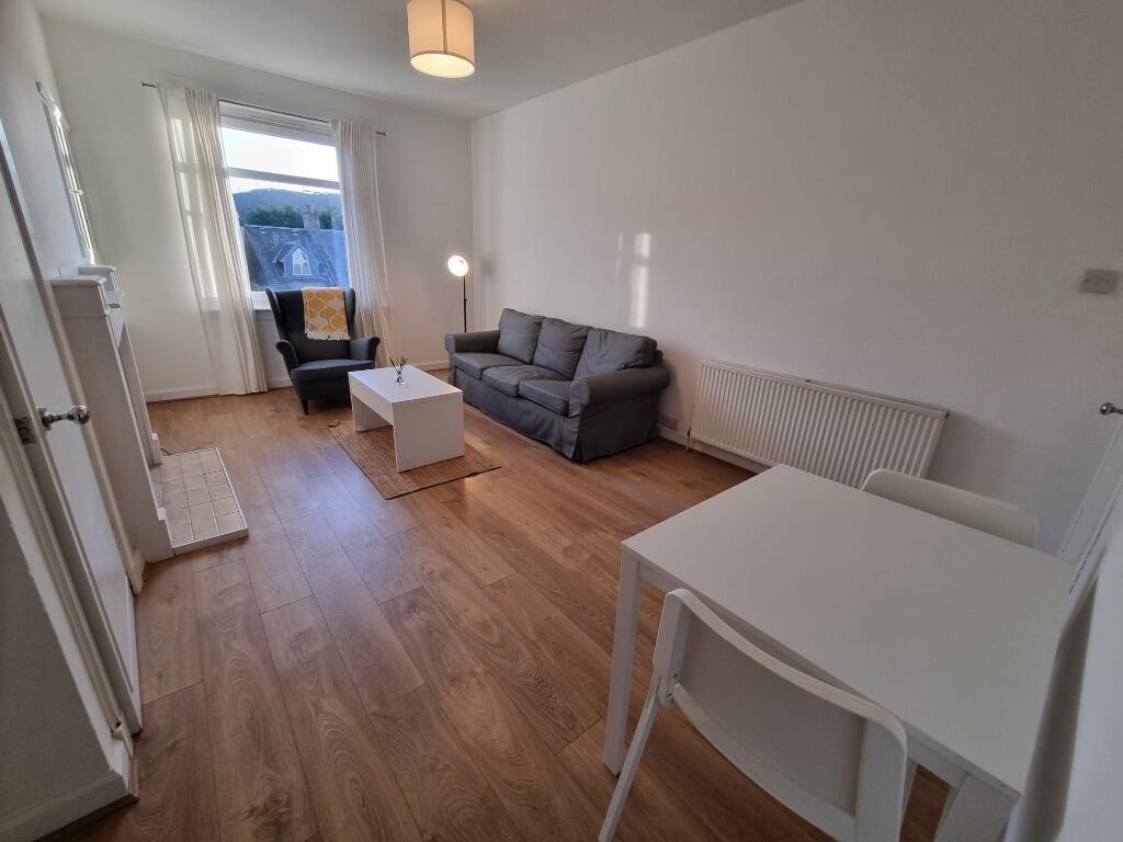 Apartment in Edinburgh - View 4