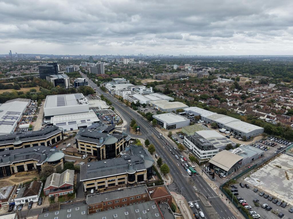 Unit 6 Gate Centre (12)