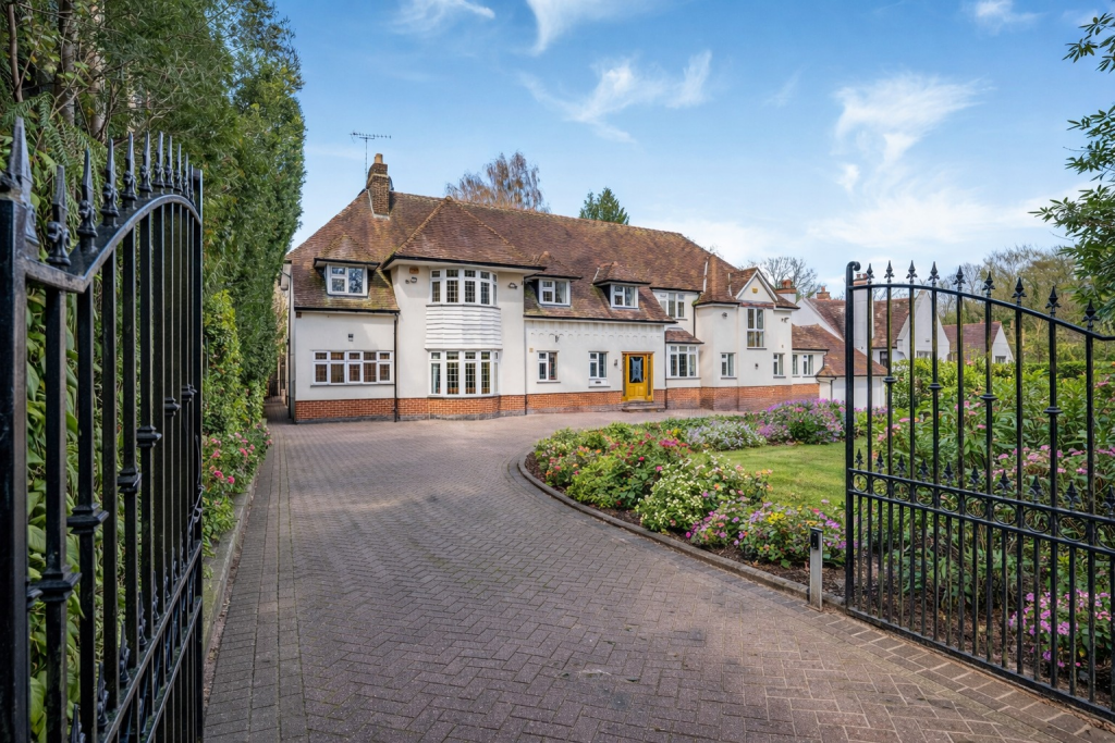 Main image of property: Keepers Road, Sutton Coldfield, Staffordshire, B74
