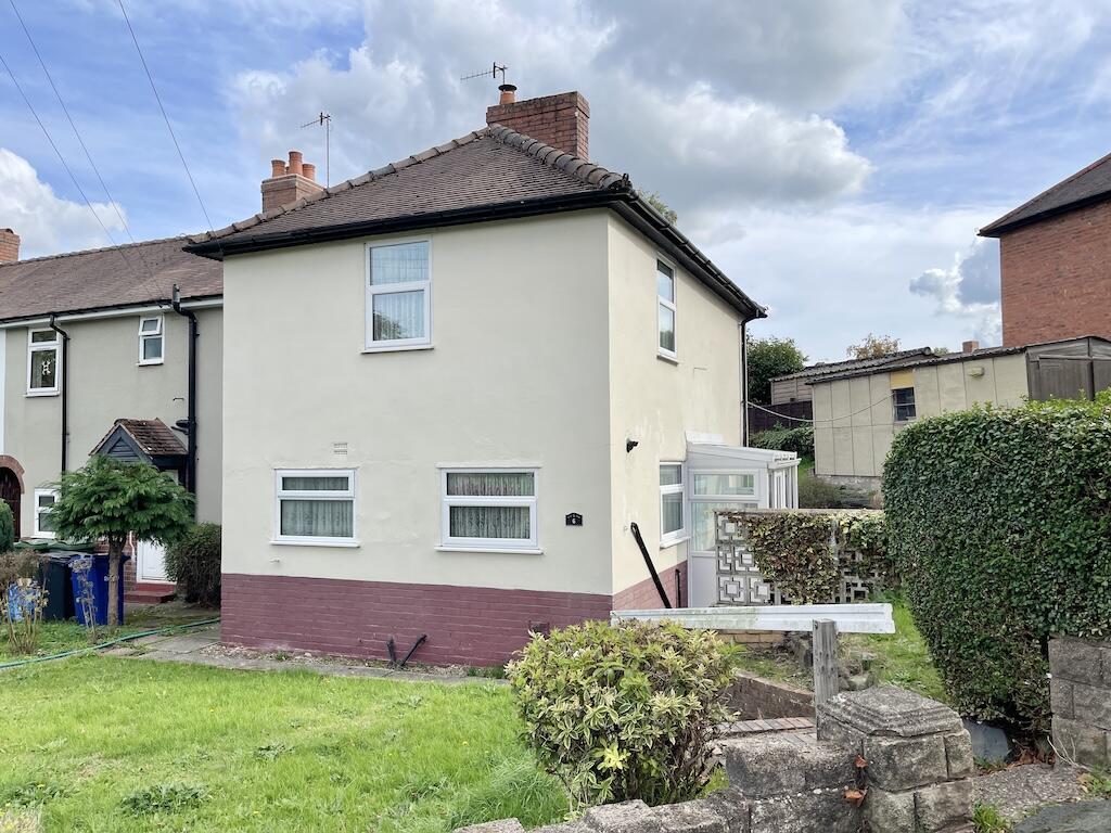 3-bed terraced on WOLLASTON - Francis Road, £195,000