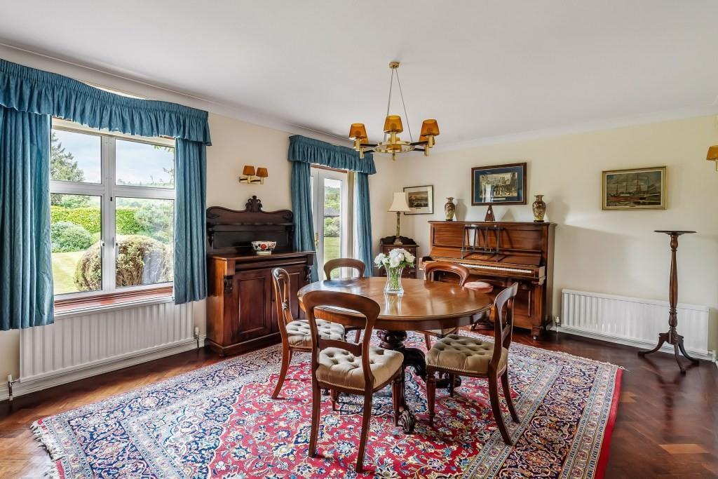 House in Mole Valley, Westhumble - View 4