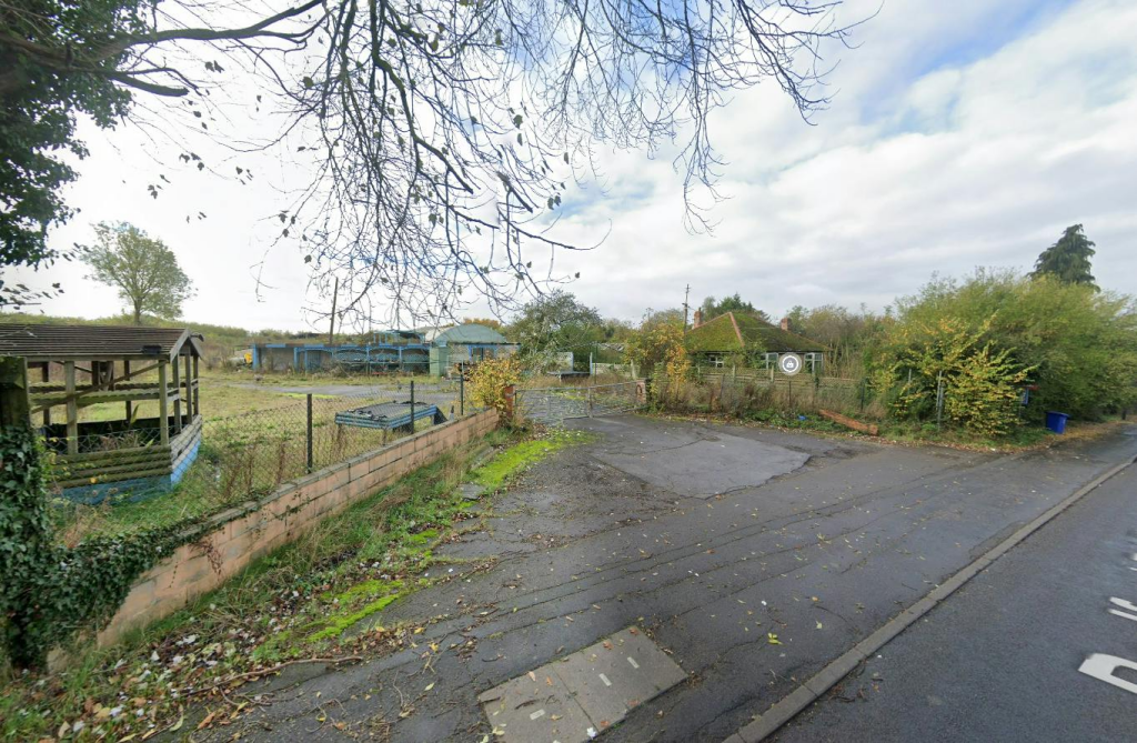 Main image of property: Yardley Hastings Garden Centre, 32 Bedford Road East, Yardley Hastings, Northampton, NN7 1HJ