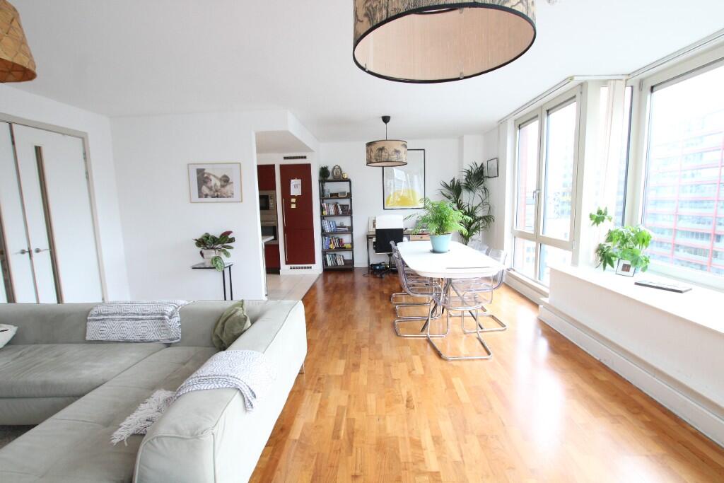 Main image of property: Leftbank, Manchester, Greater Manchester, M3