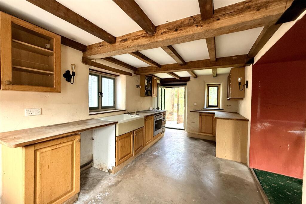 House in East Devon, Colaton Raleigh - View 3