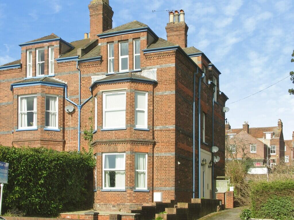 Flat 5, Blackall Road