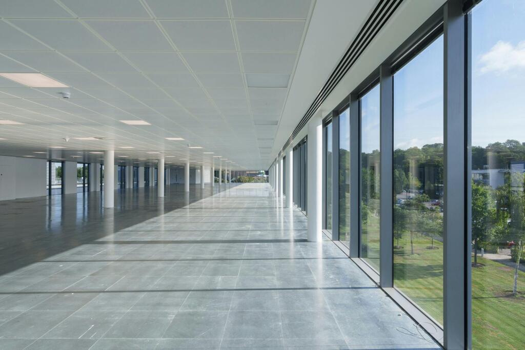 Building 3 The Heights Weybridge 5.jpg