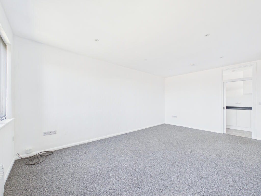 Apartment in Oxford - View 3