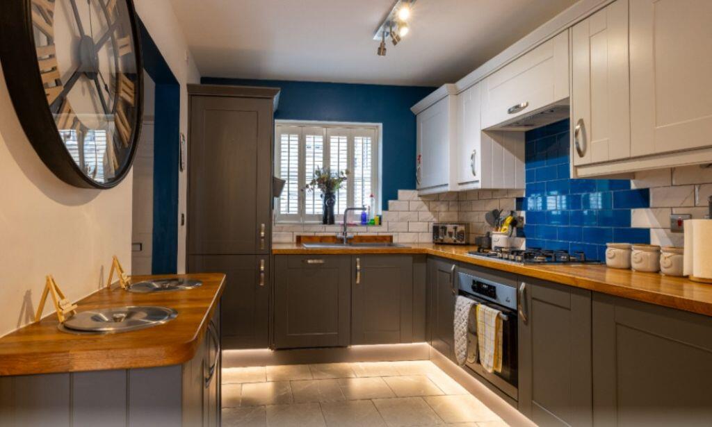 Main image of property: Ashcombe Crescent, Witney