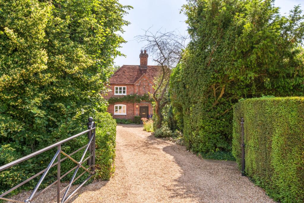 House in Leckhampstead, West Berkshire - View 3