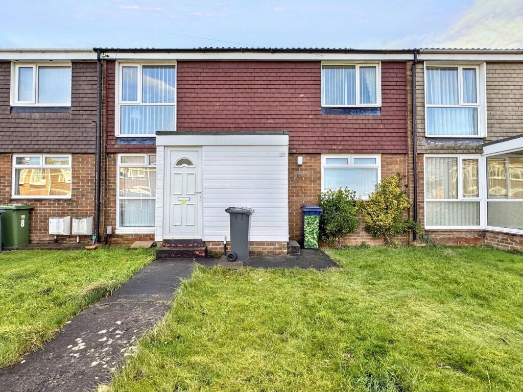 Main image of property: Chichester Way , Fellgate, Jarrow, Tyne and Wear, NE32 4XR
