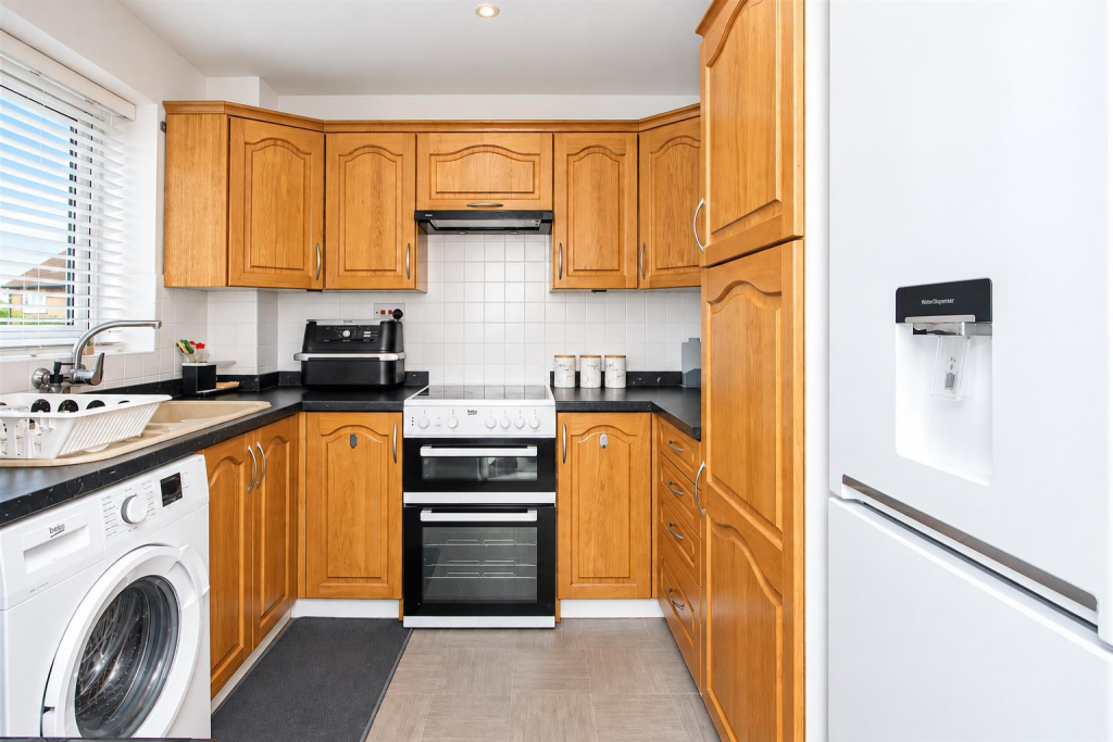 House in Milton Keynes - View 3