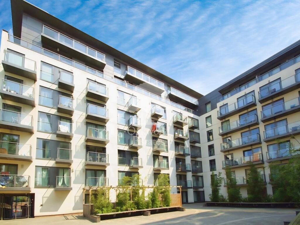 Main image of property: High Street, Slough, SL1