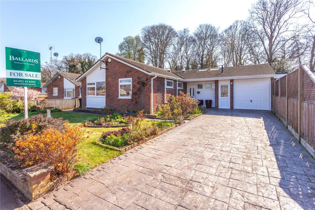 Main image of property: Makins Road, Henley-on-Thames, Oxfordshire, RG9
