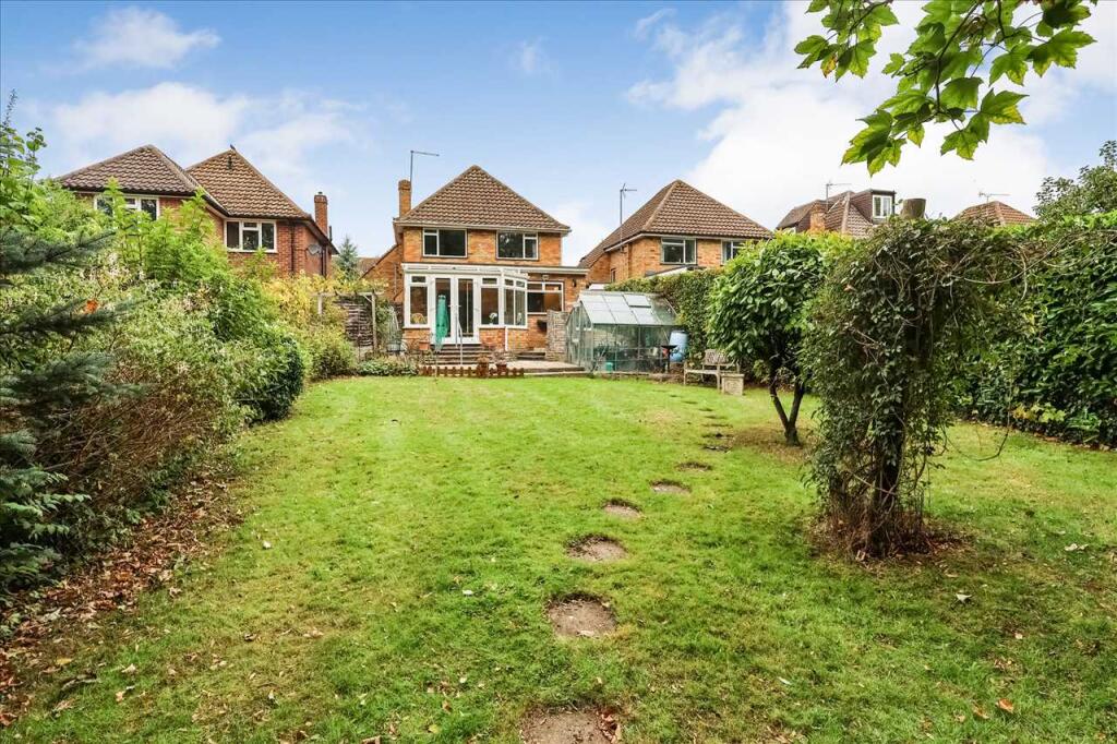 Bunby Road, Stoke Poges photo 2