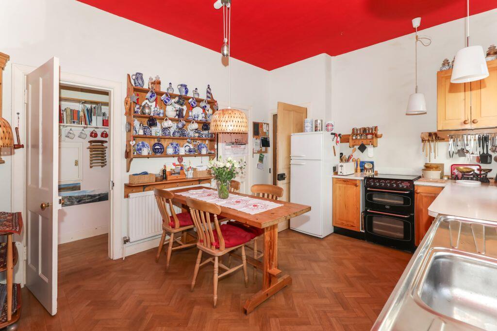 House in Penicuik, Broomhill - View 5