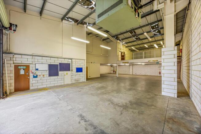 Cyril Richings Buisness Centre, Unit 2-005.JPG