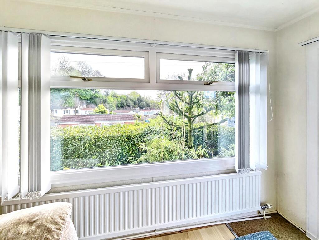 Magpie Crescent, Exonia, Exeter photo 4