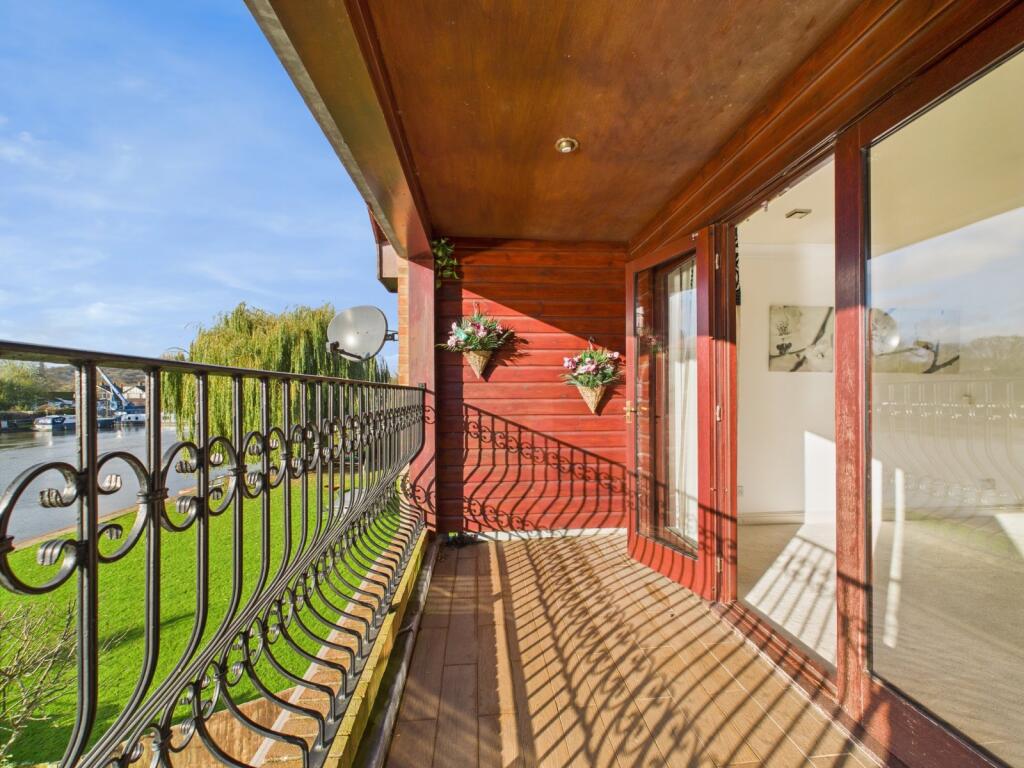 Main image of property: Hythe End Road, Wraysbury, Staines-upon-Thames, Berkshire, TW19