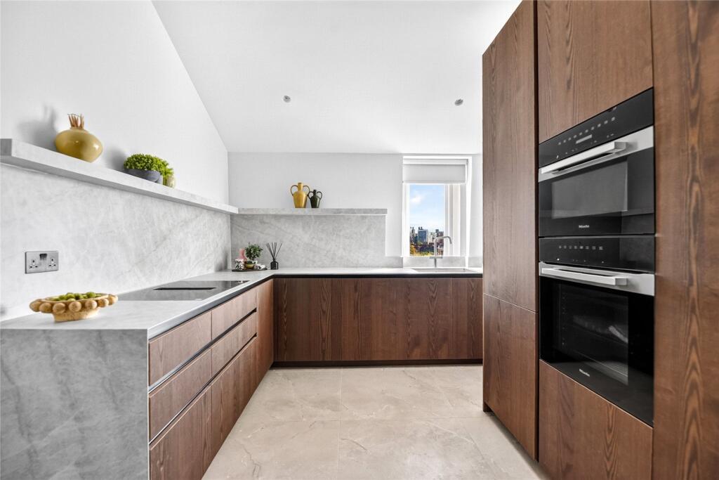 Apartment in London, St. John's Wood - More