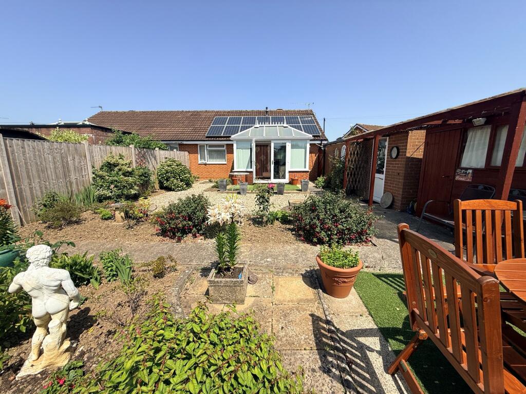 Southway Drive, Yeovil, Somerset, BA21 3ED - View 2